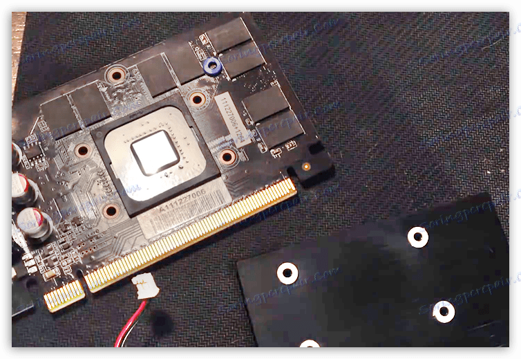 Odstránenie starej tepelnej pasty z chladiaceho systému grafickej karty