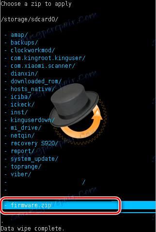 CWM zip datoteko za firmware na dnu seznama