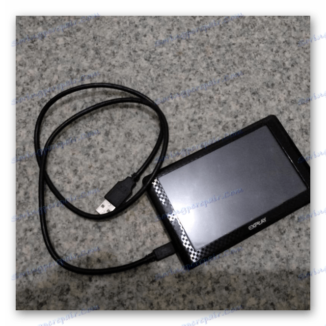 Kabel za povezavo Explay Navigator z računalnikom