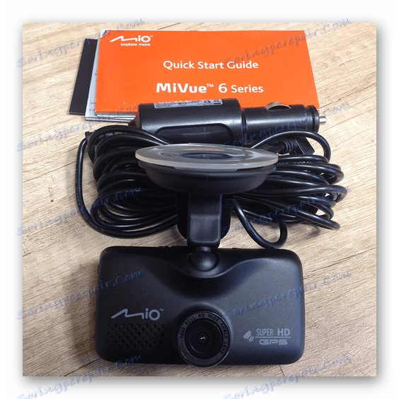 Използване на захранващия кабел на MIO рекордера