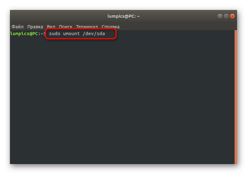 Wydaj polecenie odmontowania wybranego dysku za pośrednictwem terminala Linux