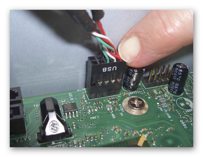 اللوحة الأمامية USB إلى اللوحة الأم