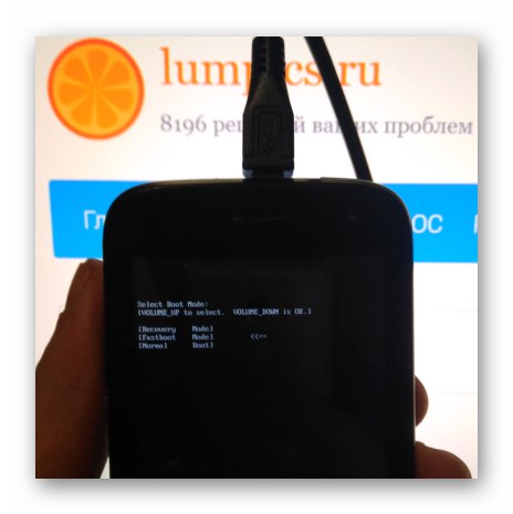 Fly IQ445 prebacujući pametni telefon u način Fastboot