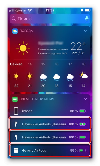 Състояние на батерията на всяка слушалка и калъф за зареждане в джаджата на iPhone