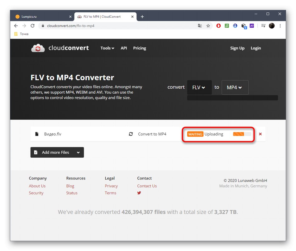 Проследяване на процеса на конвертиране на FLV в MP4 чрез онлайн услуга CloudConvert