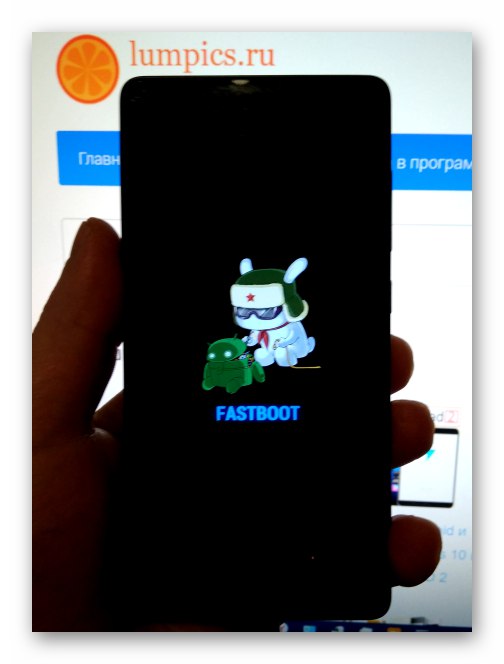 Xiaomi Redmi 3 Pro смартфон в режимі FASTBOOT для прошивки