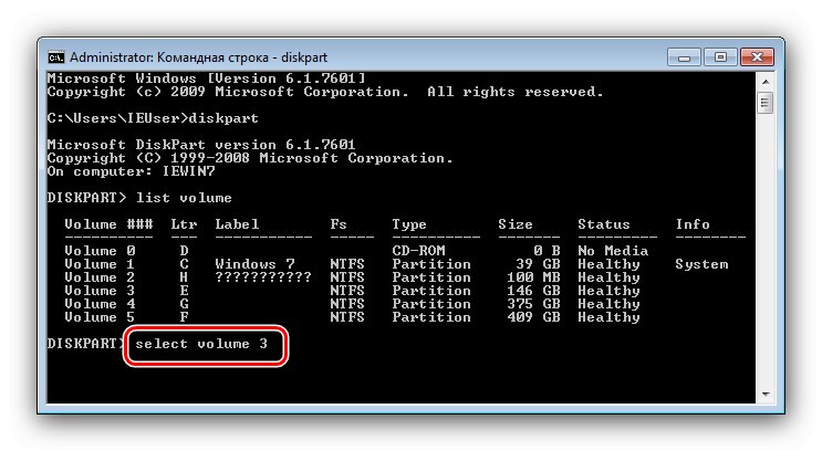 V ukazni vrstici izberite želeni pogon, v katerem bodo pogoni v operacijskem sistemu Windows 7 skriti