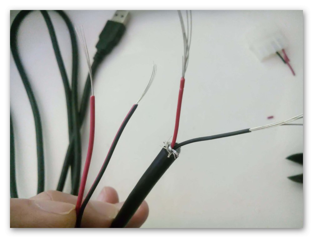 Голи USB и охладителни емисии