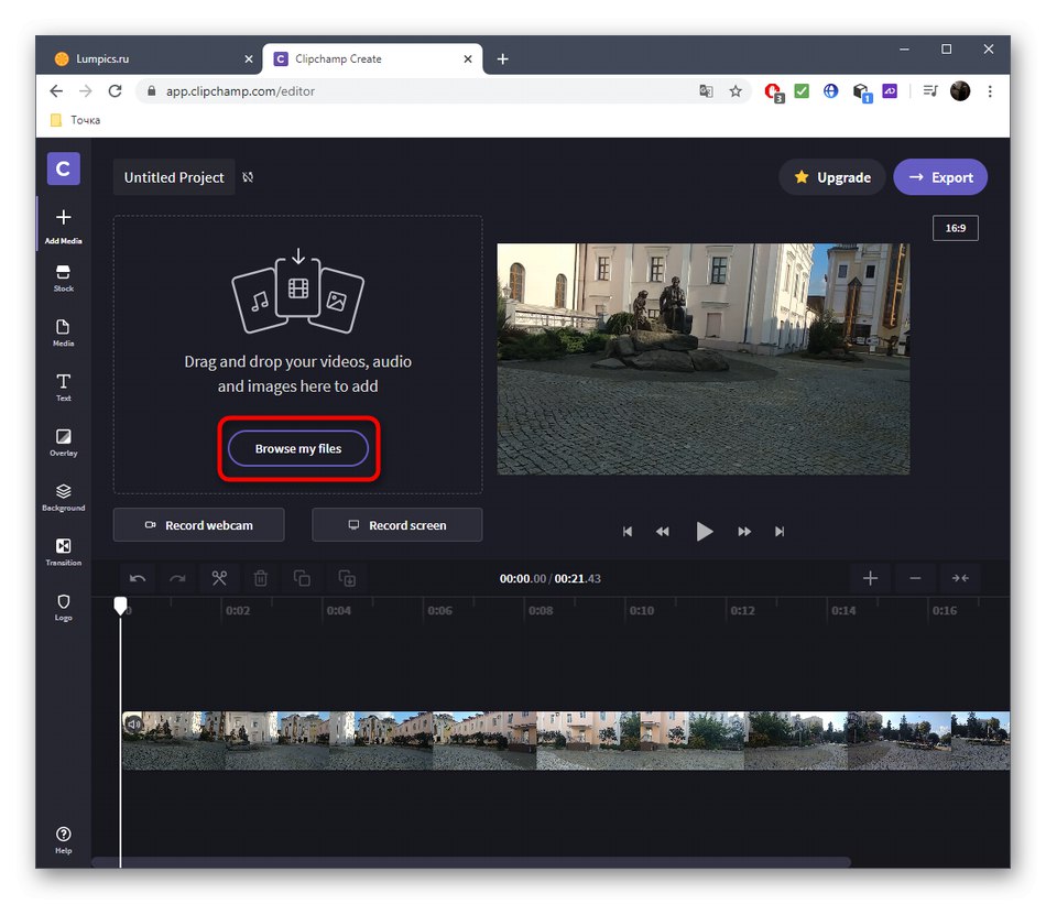 Przycisk dodawania zdjęcia do wideo za pośrednictwem usługi online Clipchamp Create