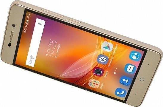 يقوم ZTE Blade X3 بعمل نسخة احتياطية من البيانات من الهاتف قبل البرامج الثابتة