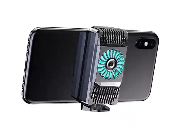 Spoljašnji hladnjak na uređaju za rešavanje problema pregrevanja telefona Samsung