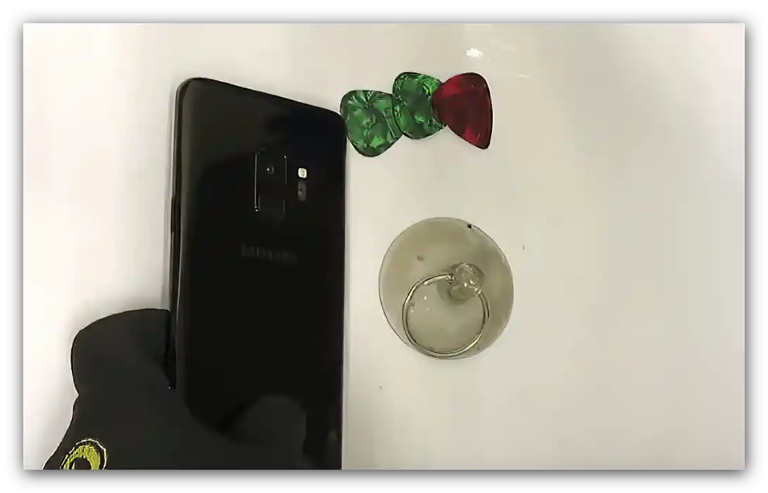 Инструменти за отваряне на капака на телефони Samsung с незаменим елемент