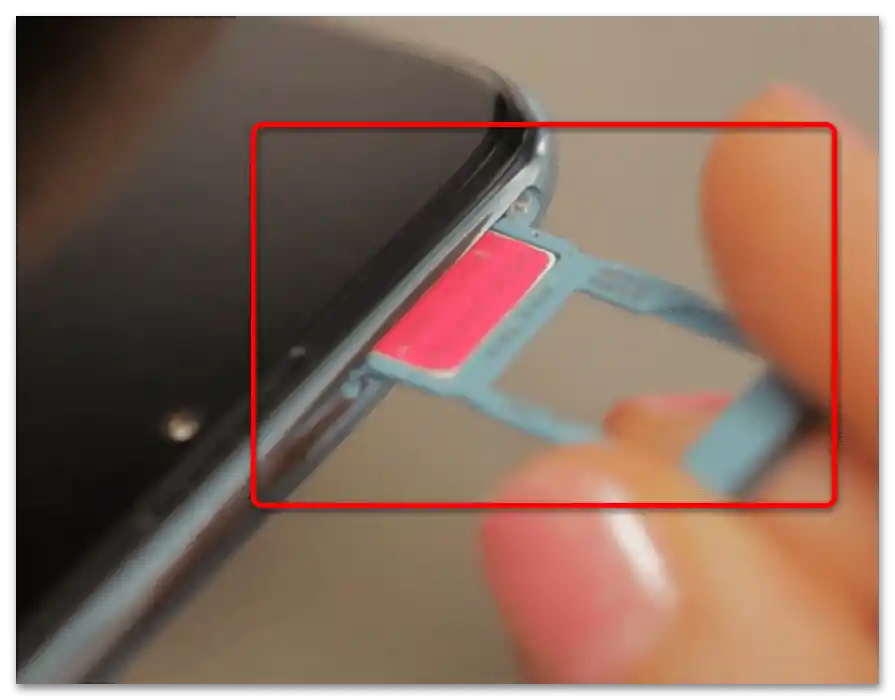 Kako vstaviti SIM kartico v Honor 10 Lite-4