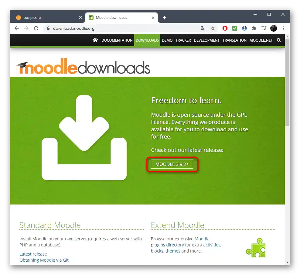 Wybór najnowszej wersji do pobrania aplikacji webowej Moodle na komputer