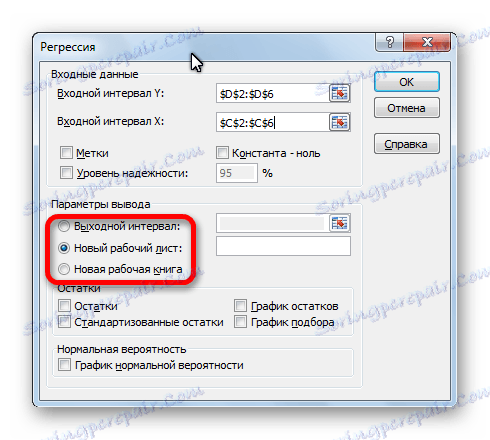 Výstupní parametry v nastavení regrese v aplikaci Microsoft Excel
