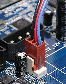 4-пински конектор